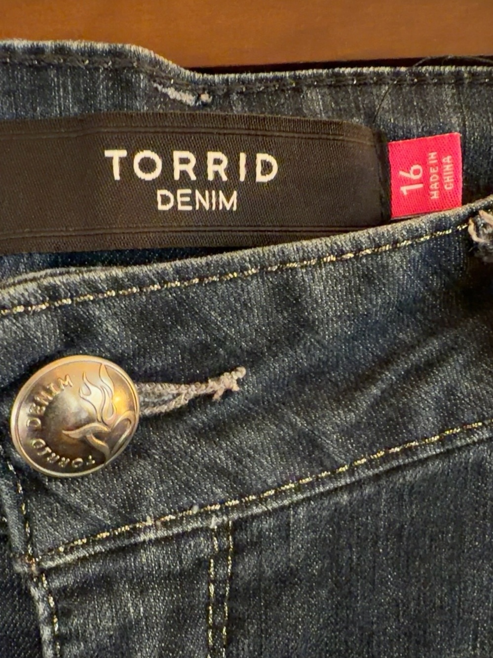 Torrid Denim Bootcut Stretch Jeans Dark Wash Size 16 Women’s - Picture 5 of 7